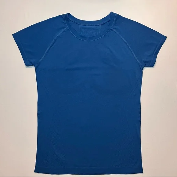 Women’s Athleta Momentum Seamless Tee Mesh Panels Stretch Breathable Sz. S - Picture 4 of 13